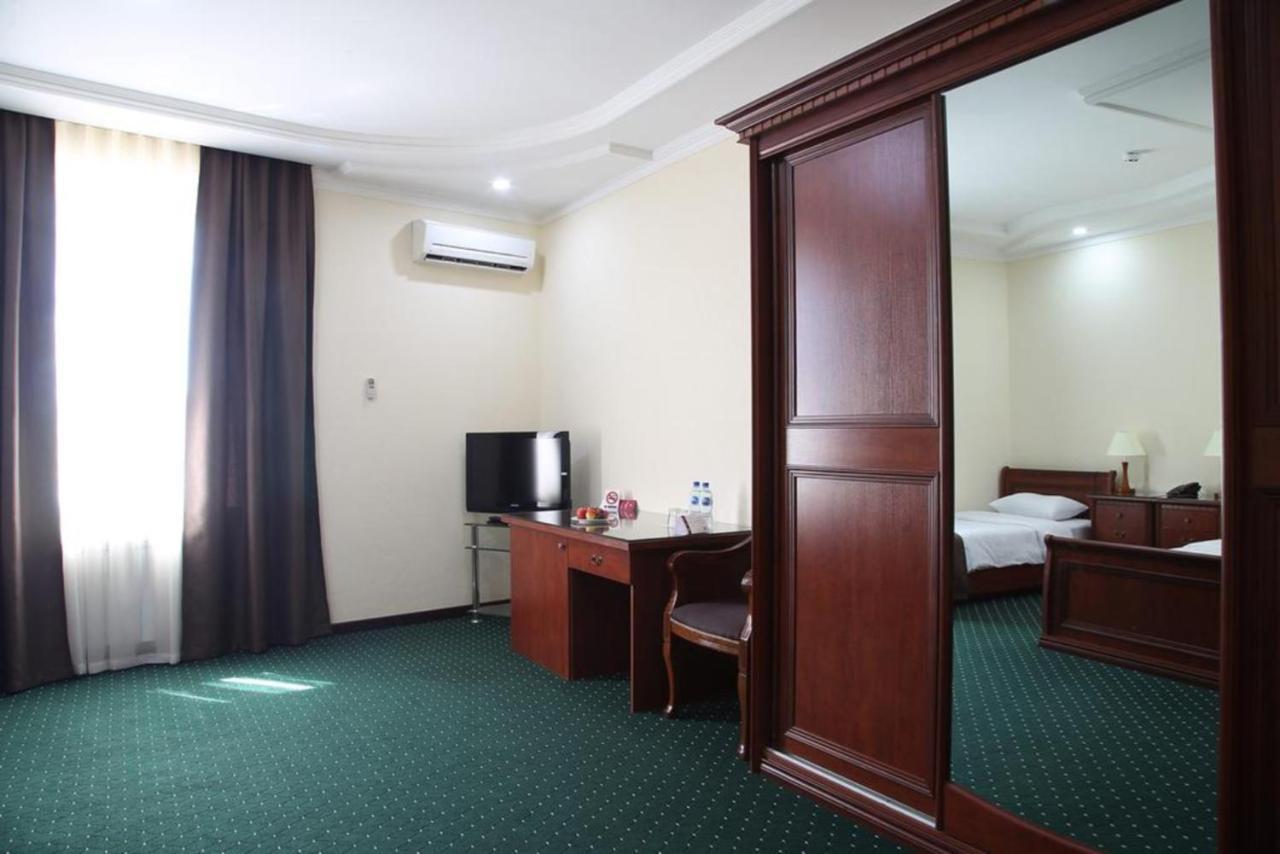 Grand Nur Hotel Tashkent Luaran gambar
